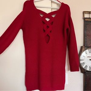 L RED CRISS CROSS PARTIAL OPEN BACK SWEATER TOP